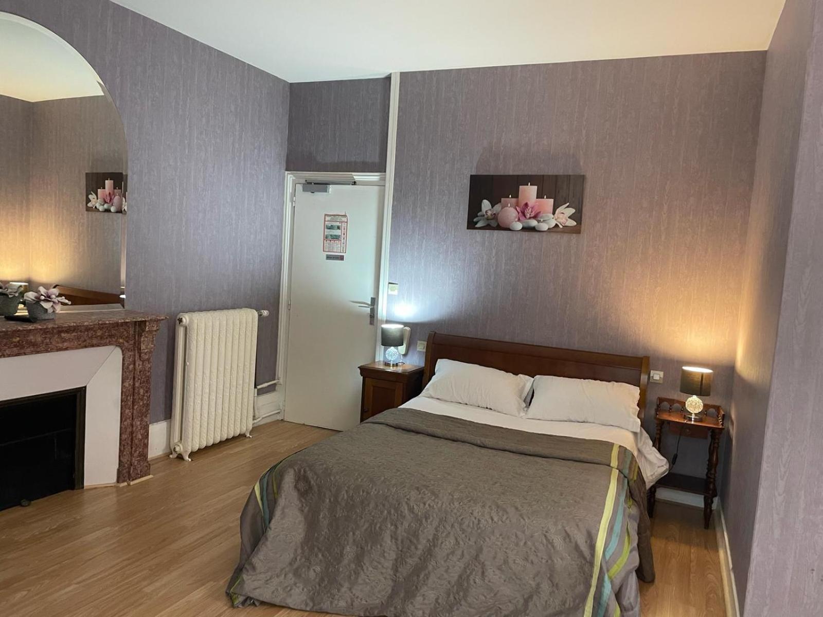 Hotel Le Beau Site Gien Exterior photo