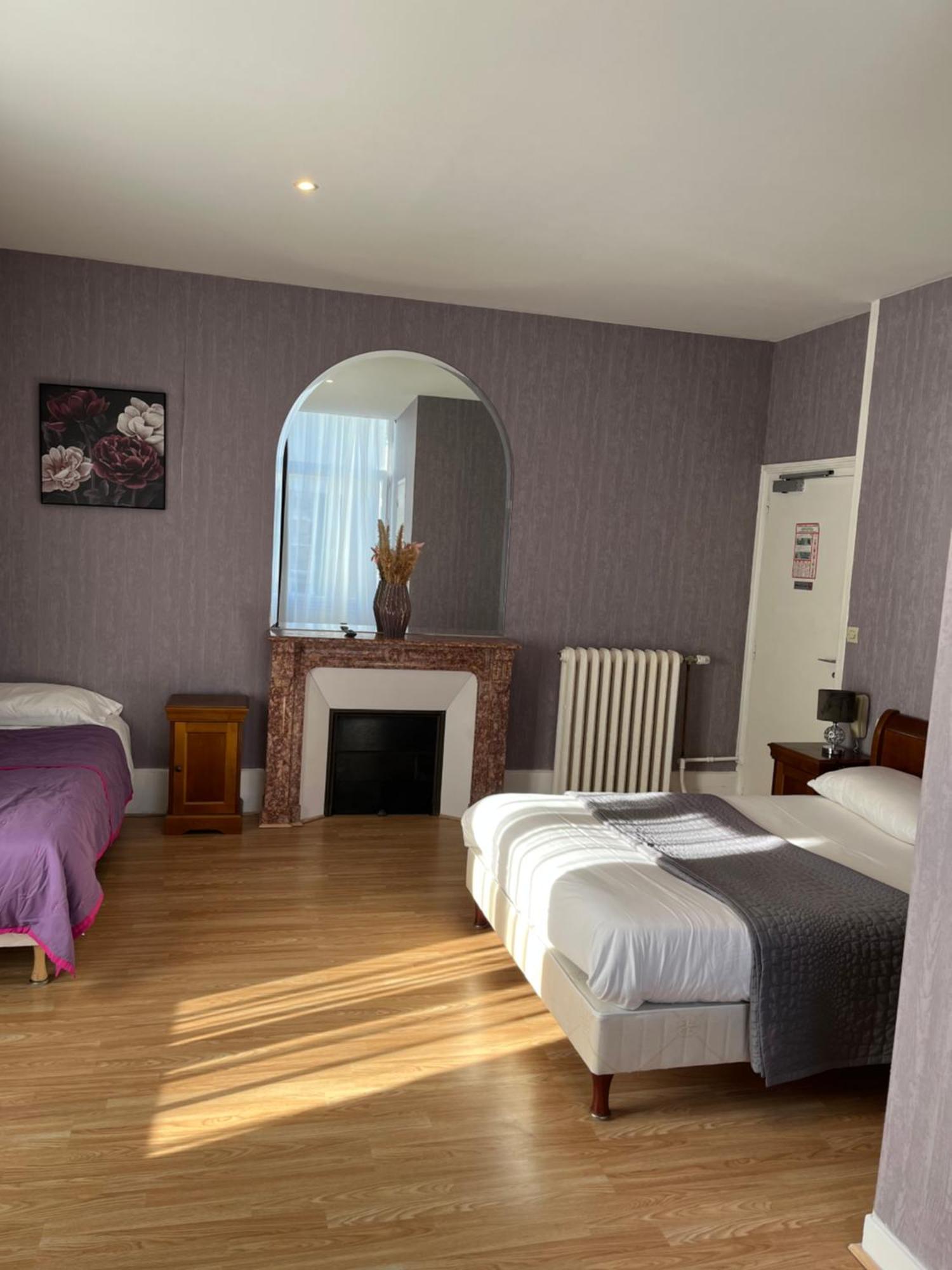 Hotel Le Beau Site Gien Exterior photo