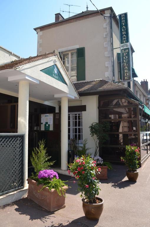Hotel Le Beau Site Gien Exterior photo